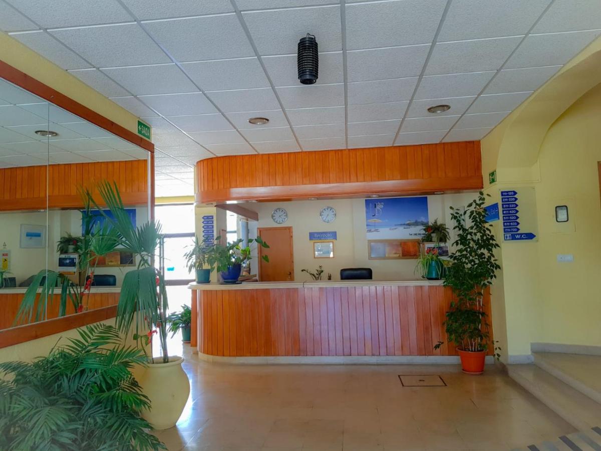 Ferienwohnung Apartamento T1 Com Piscina, Em Montechoro, Albufeira, Algarve Exterior foto